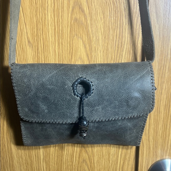 Chic Gray Crossbody Bag - Picture 1 of 7